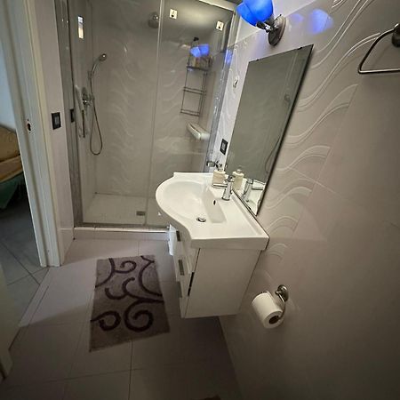 Casa Vacanza Trinita Napoli Eksteriør billede